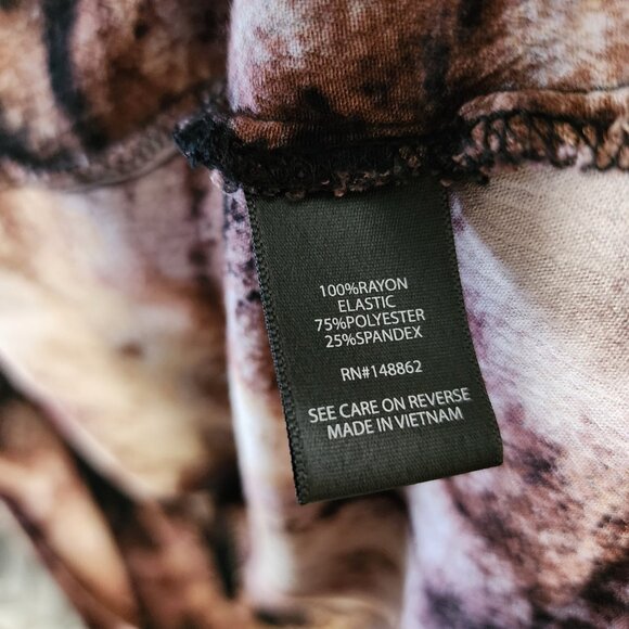 TORRID Tie Dye Babydoll Long Sleeve Crinkle Gauze Smocked Top Size 2 - Picture 9 of 11